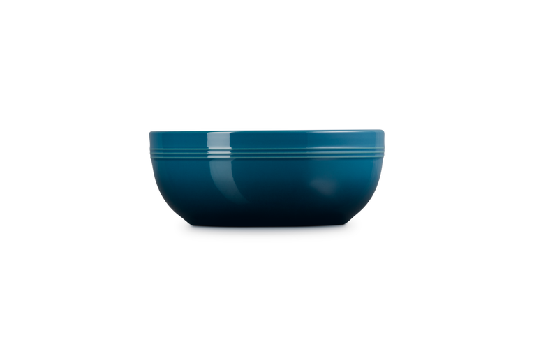Stoneware Coupe Serving Bowl