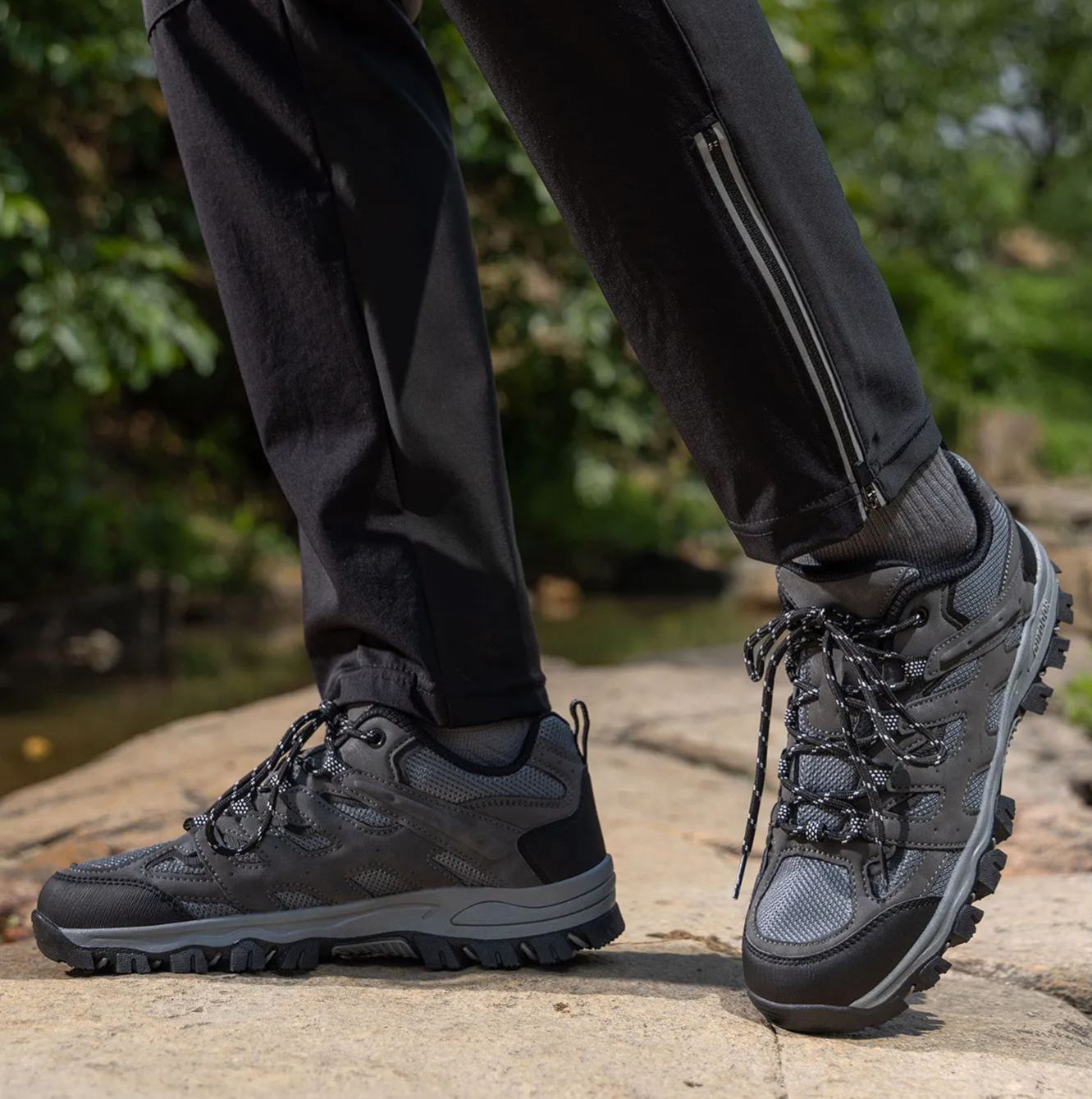 Herren Outdoor Wanderschuhe – Atmungsaktive, wasserdichte Halbschuhe mit rutschfester Traktion, abriebfester Konstruktion & orthopädischer Zehenfreiheit mit Fußgewölbestütze