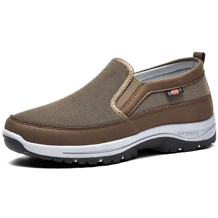 Bequeme und atmungsaktive Herren-Slipper